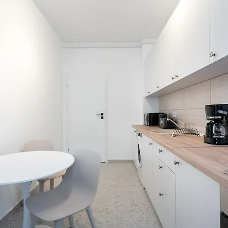 Plaza Residence Studio 214-2